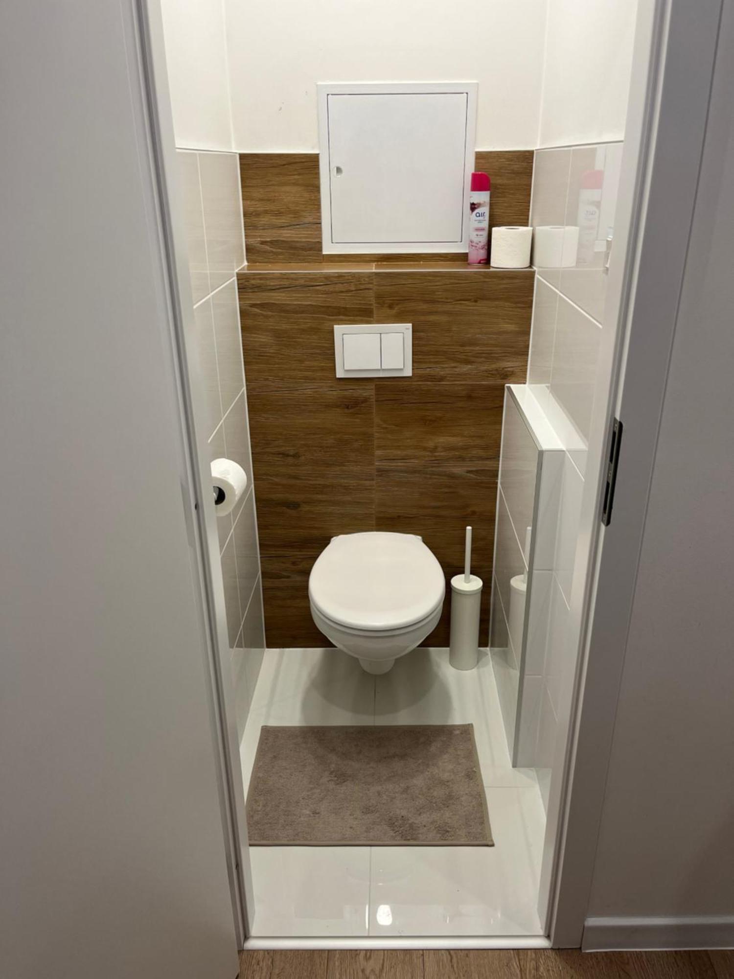 Elegant Escape Apartment III - Free Parking, Easy Access To City Center Братислава Екстер'єр фото